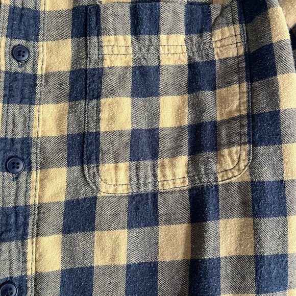 American Eagle Super Soft Navy and Beige Plaid Flannel Shirt Men’s Large - Picture 3 of 4